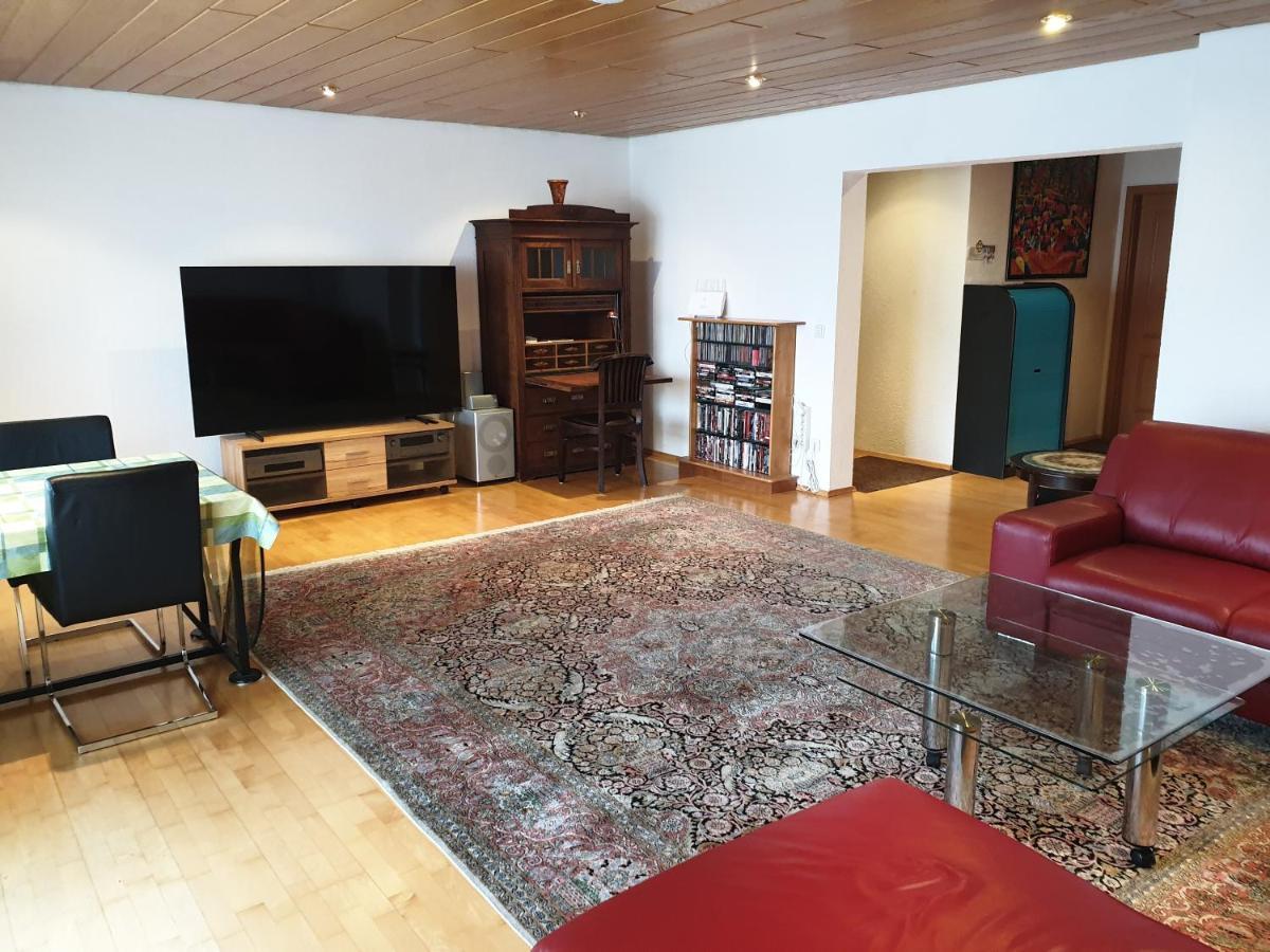 Wohnung Fuer 4 Personen, 2 Schlafzimmer, 2 Parkplaetze, Wlan Lago de Constança Exterior foto