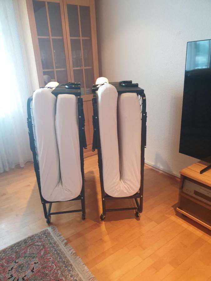Wohnung Fuer 4 Personen, 2 Schlafzimmer, 2 Parkplaetze, Wlan Lago de Constança Exterior foto
