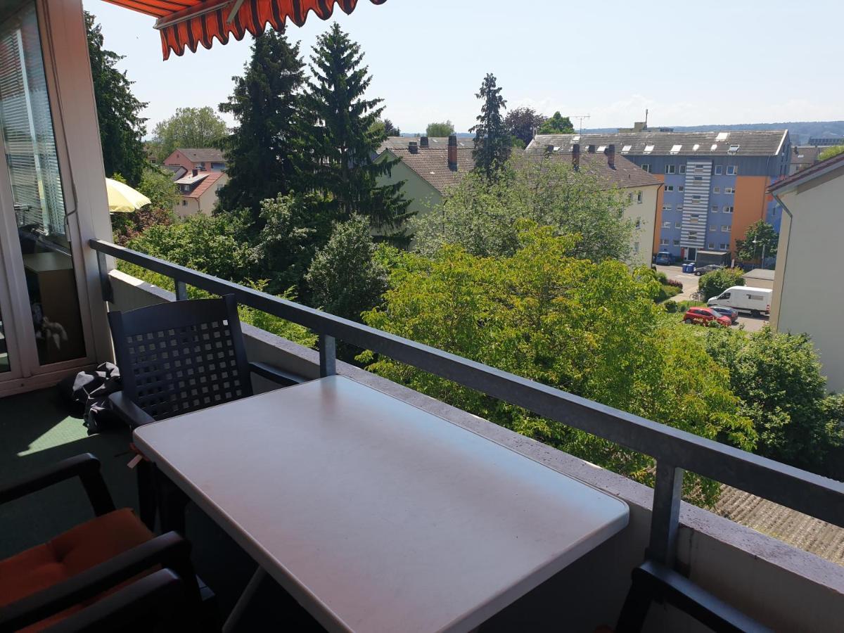 Wohnung Fuer 4 Personen, 2 Schlafzimmer, 2 Parkplaetze, Wlan Lago de Constança Exterior foto